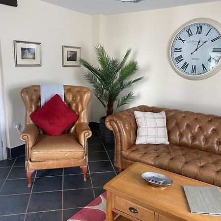2 Mews Cottages - Town Centre Location Appleby-in-Westmorland Екстериор снимка